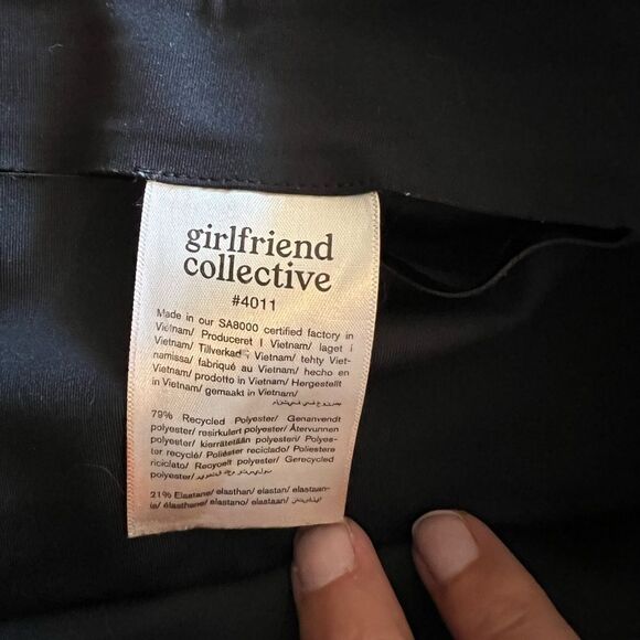 Girlfriend collective xs shorts - Picture 3 of 5